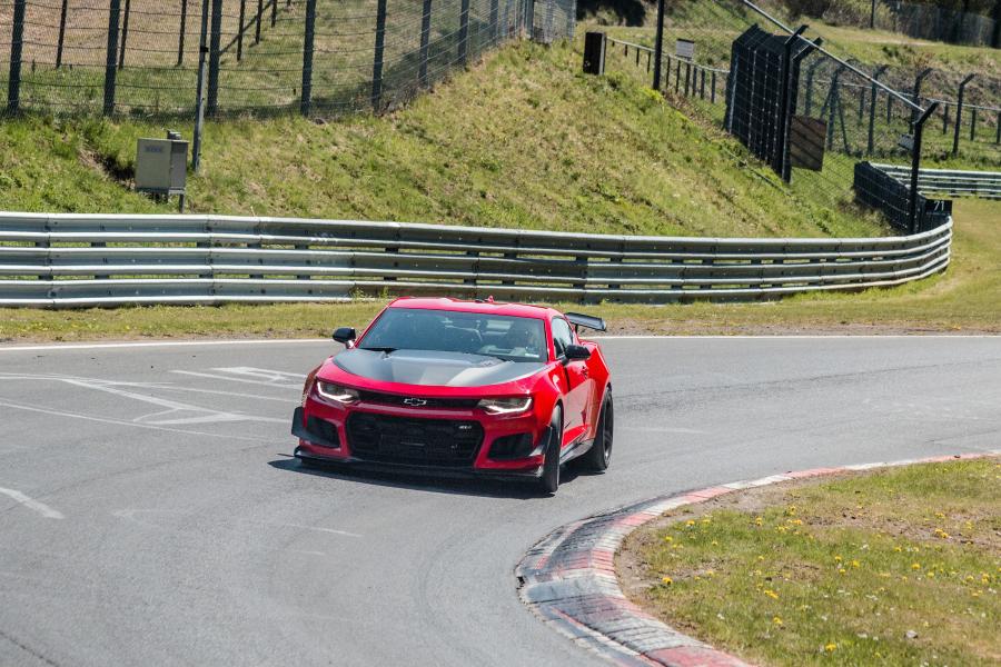 Chevrolet Camaro ZL1 1LE 2017 года  (фото 15 из 40)